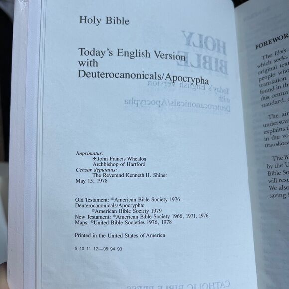 Vintage Precious Moments Bible Catholic Edition Leatherflex Violet Name Stamp - Picture 5 of 10